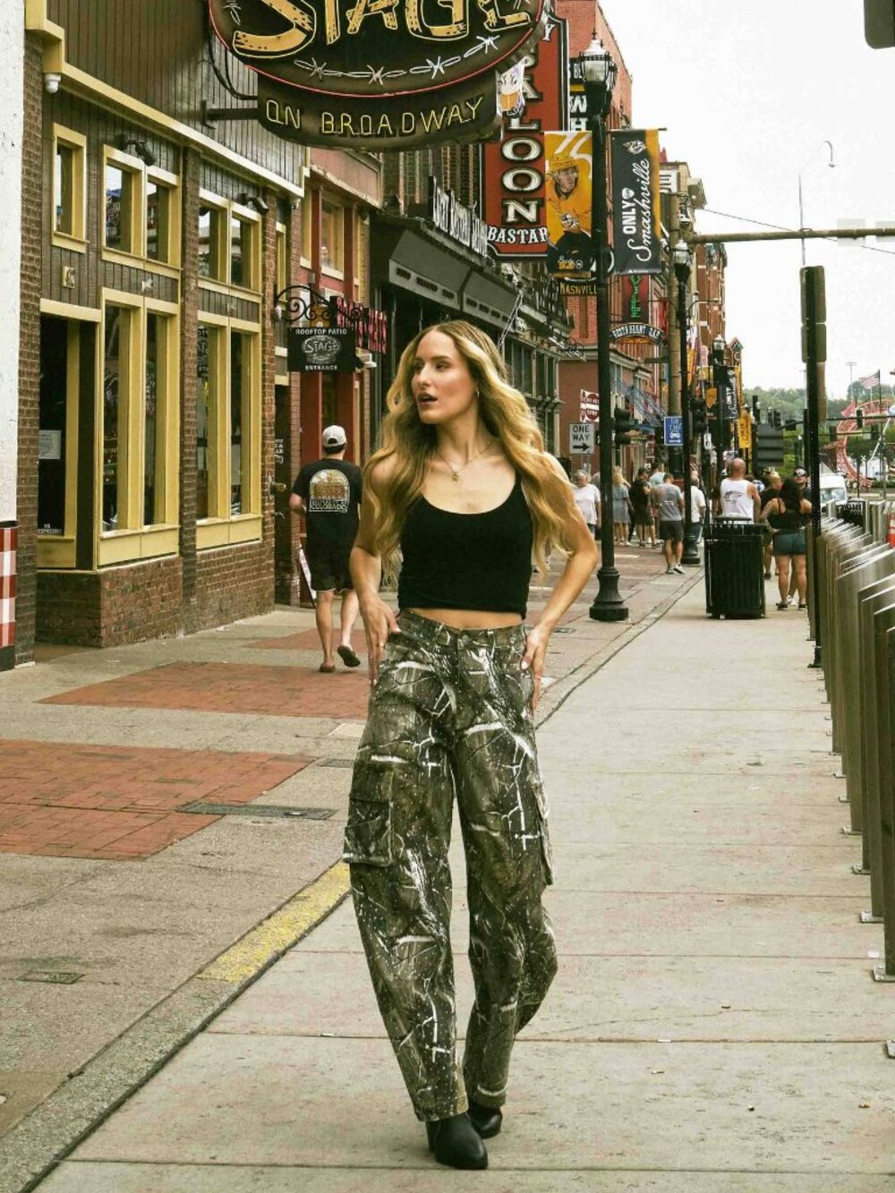 NWT Vibrant M.i.U. Rhinestone Camo Print Baggy Barrel Jeans